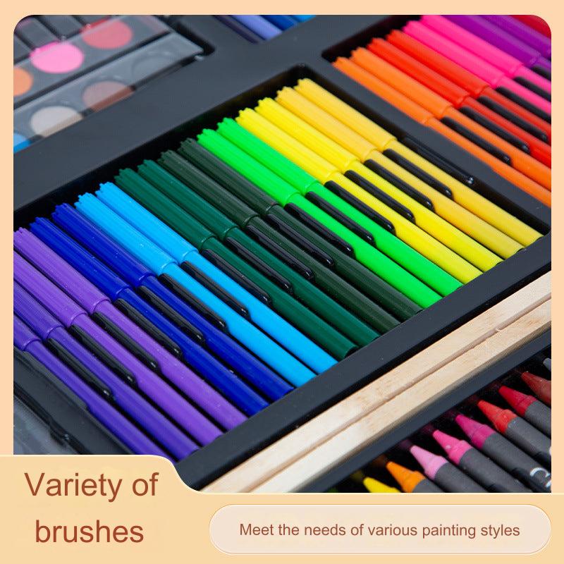 children using art supplies