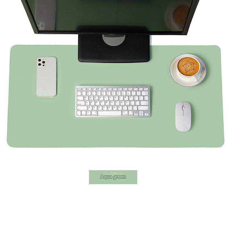 Leather desk mat suitable for gaming