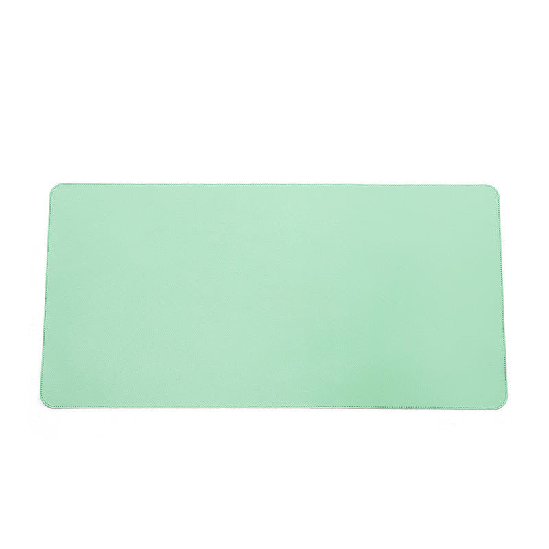 Durable edge design of premium mouse mat