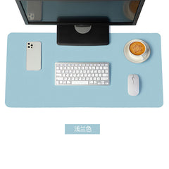 Leather desk mat suitable for gaming