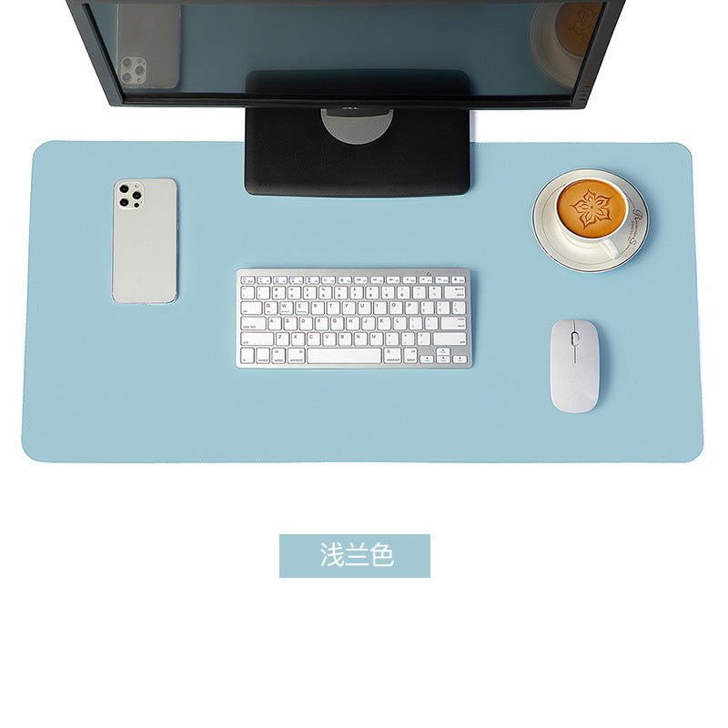 Leather desk mat suitable for gaming