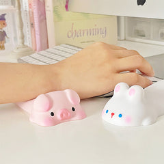 Soft texture wrist rest with bear motif