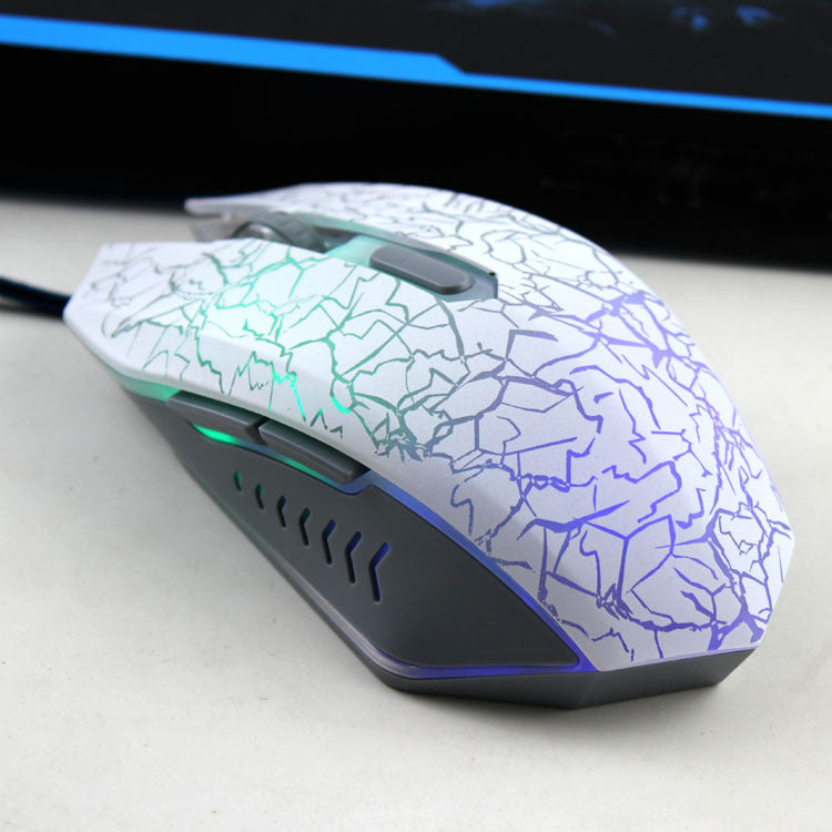 Customisable buttons on the gaming mouse