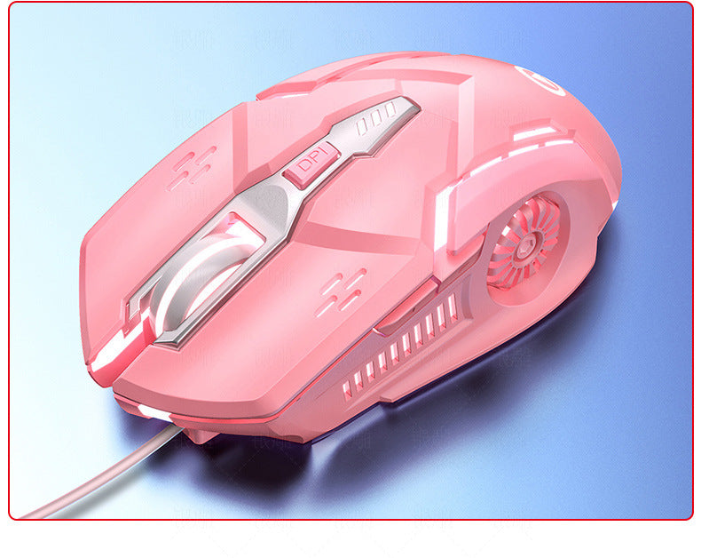 G5 Wired Gaming Mouse in use during gaming