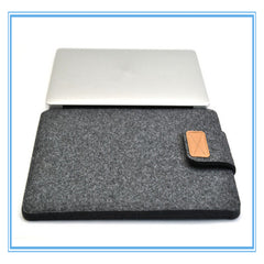 Stylish laptop sleeve with flap closure
