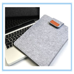 Laptop sleeve for 15-inch tablets