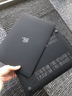 Premium Crystal Matte MacBook Case in Matte Black