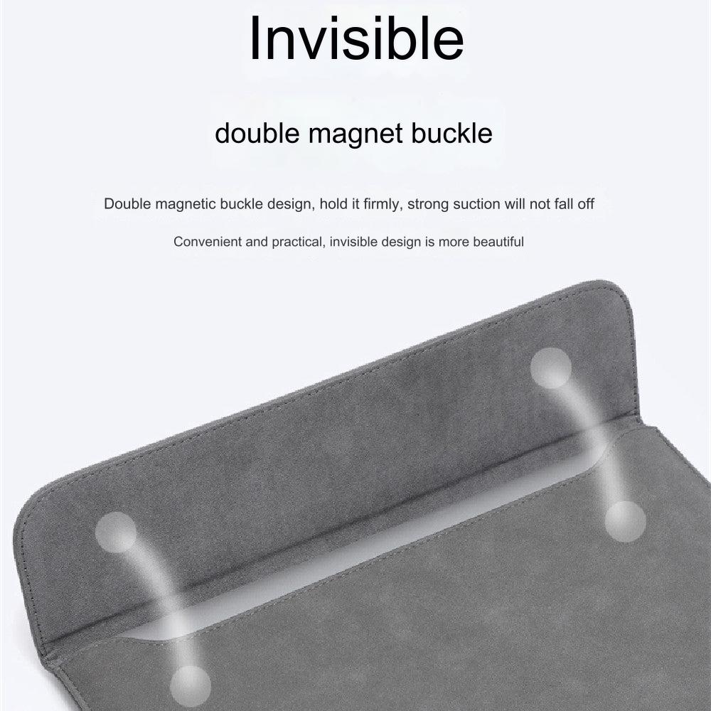 Padded interior of laptop sleeve for shock protection