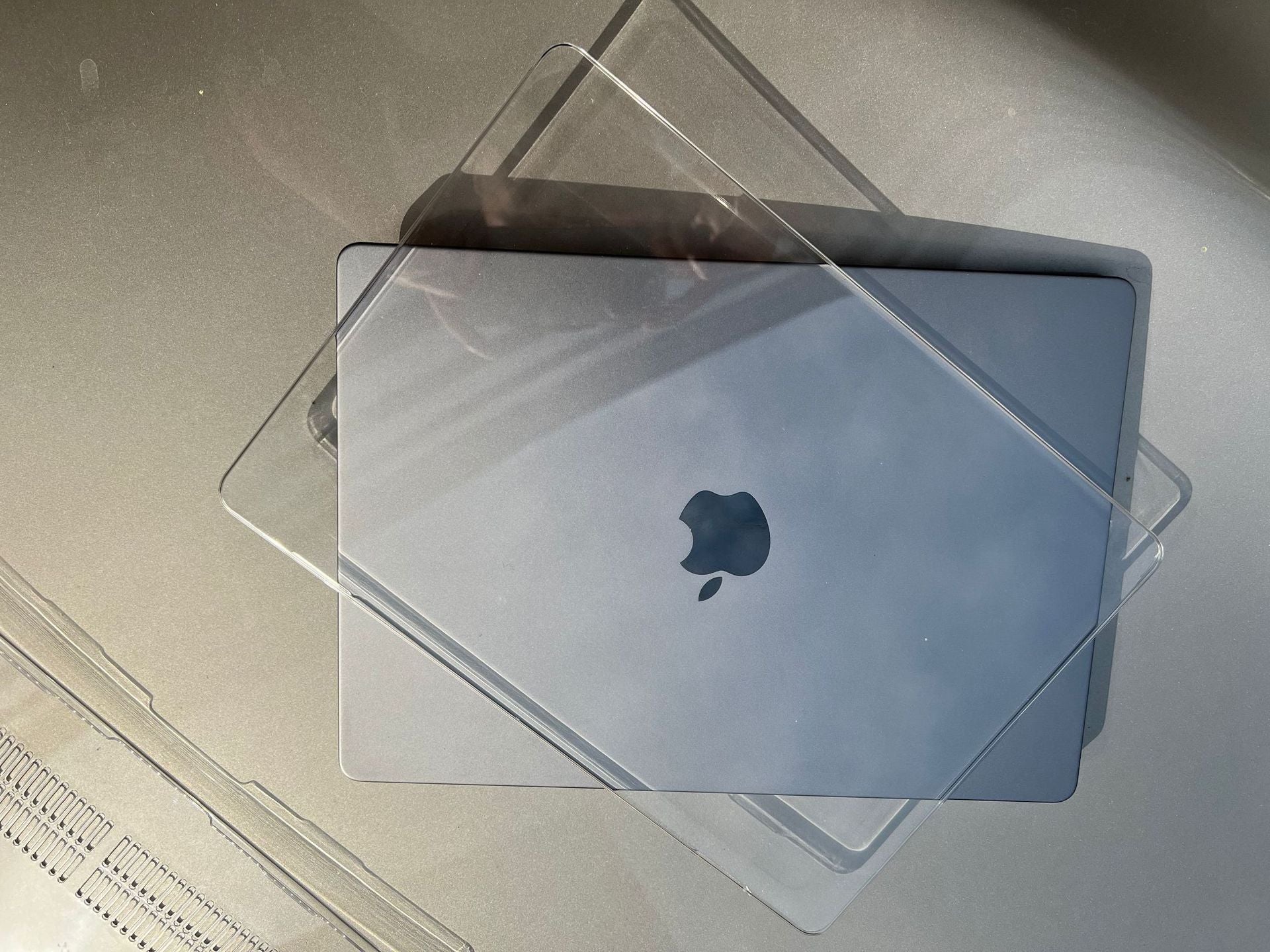 Crystal clear MacBook Pro shell - image 4