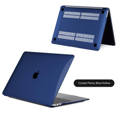 Midnight green MacBook case showcasing design - image 3