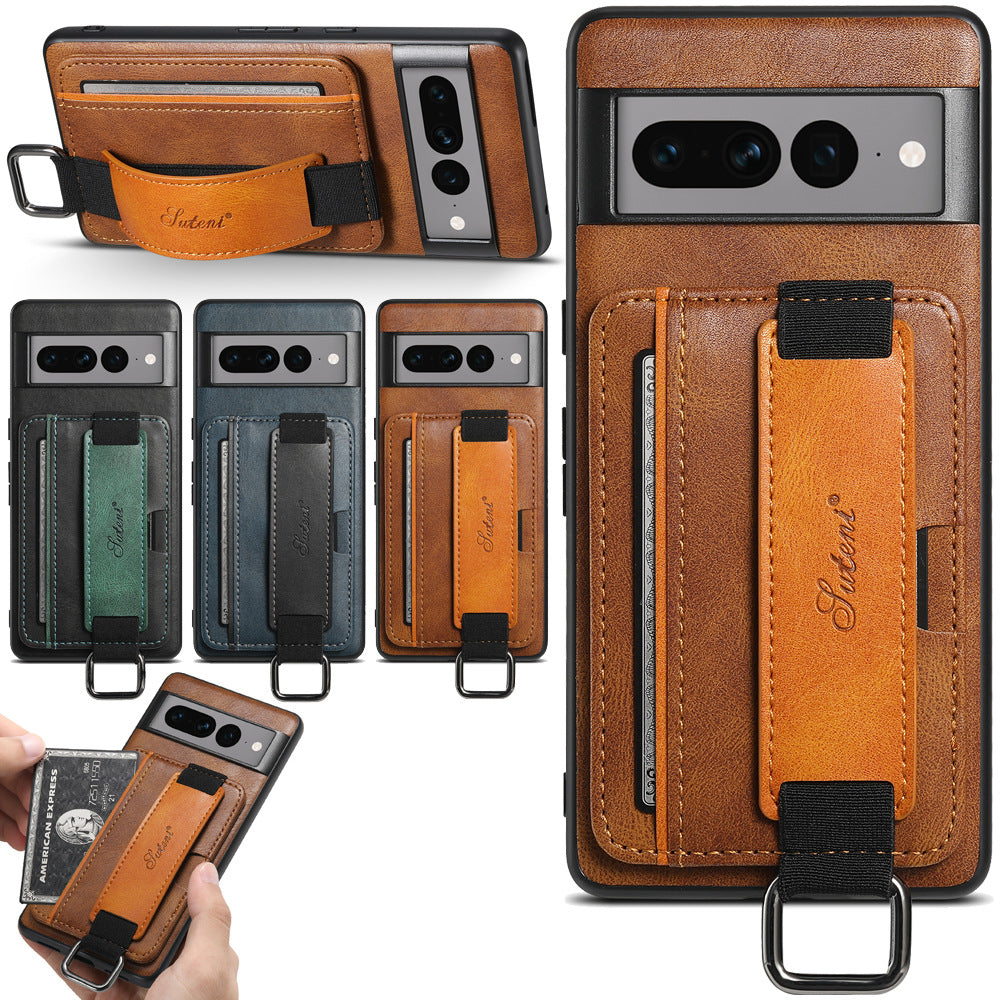 Lifestyle image of Suteni case with user