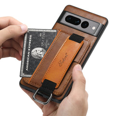 Close-up of the card slot feature of Suteni case