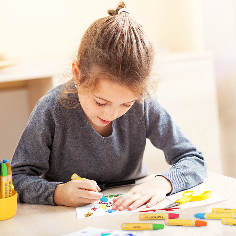 Creative drawing with washable crayons