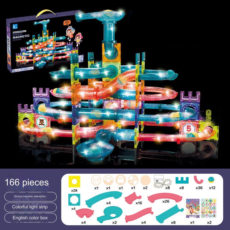 Interactive play set with building blocks
