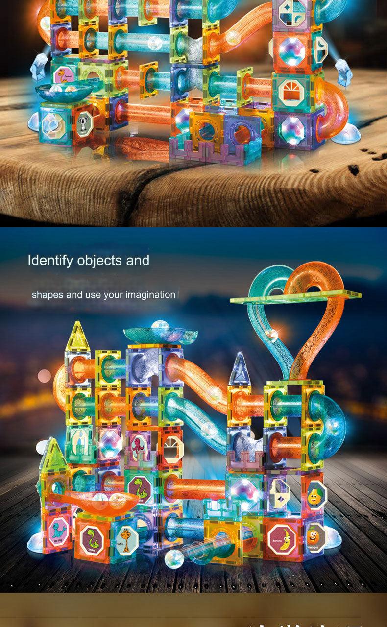 Interactive play with Magnetic Building Blocks