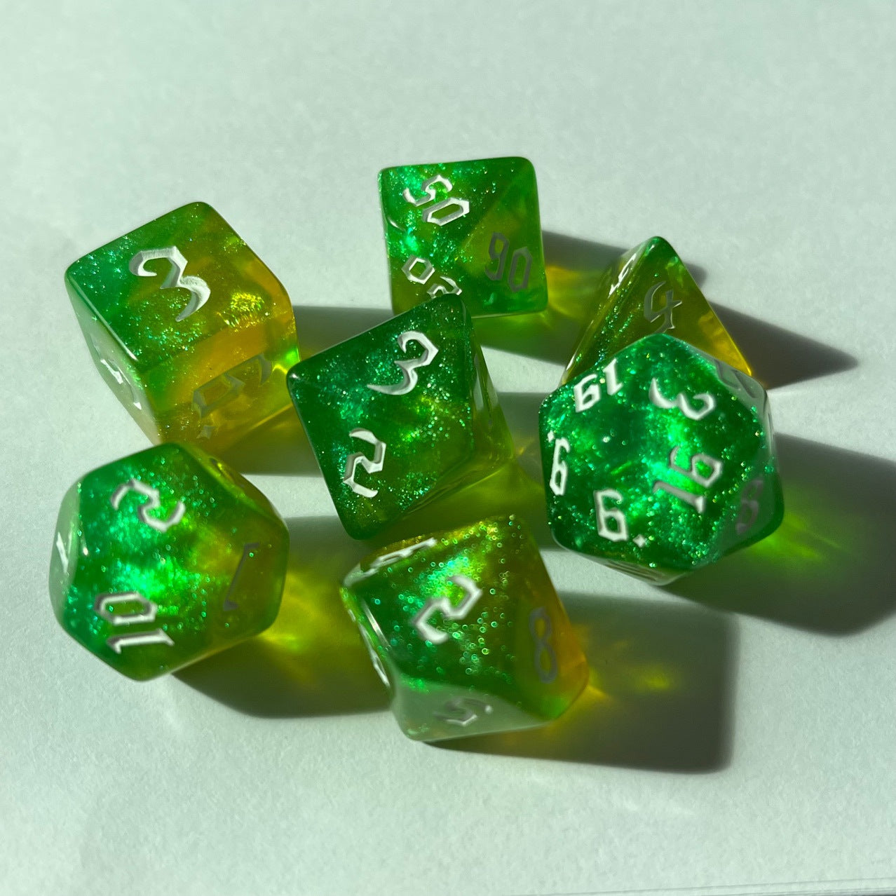 Chameleon double-colour dice set image 9