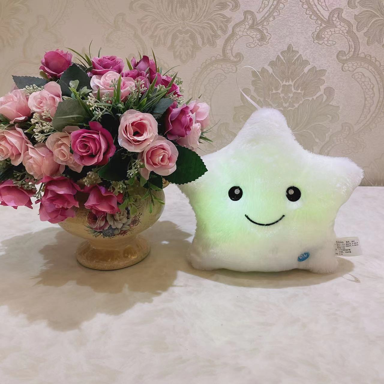 Comfortable LED plush nightlight