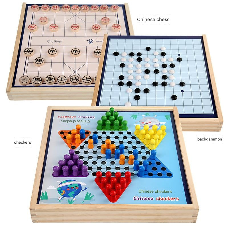 wooden Gomoku board gameplay photo