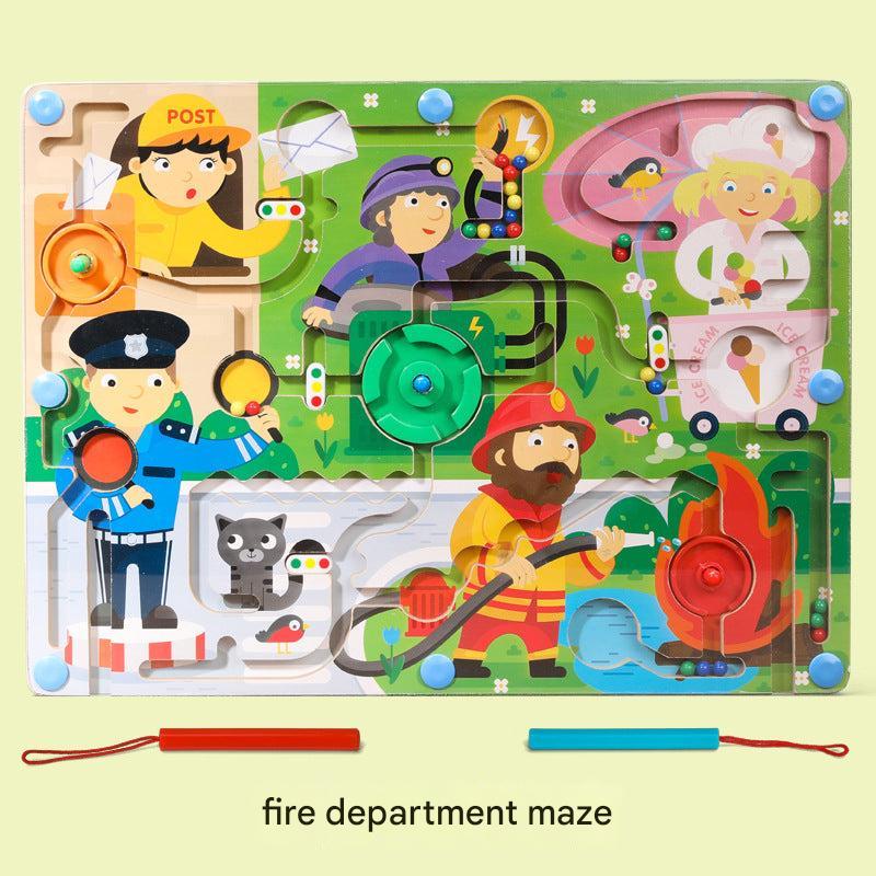 Magnetic maze toy with animal theme