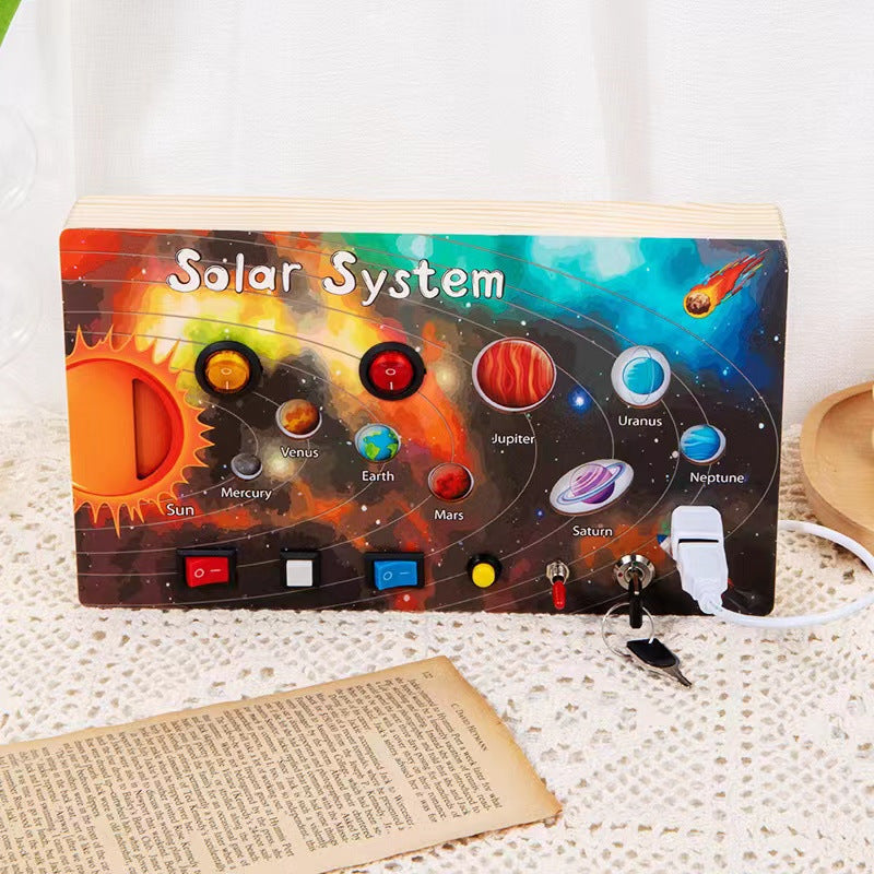 Interactive features of the Busy Board for toddlers