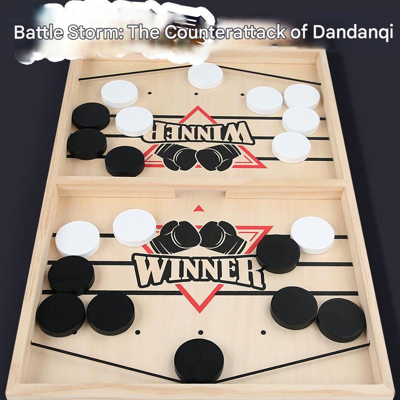 Image of the playing board with catapult