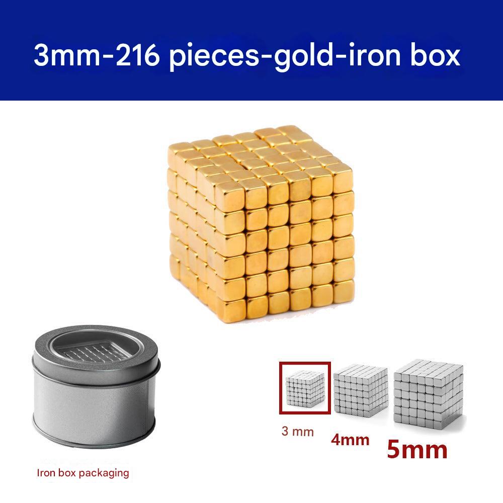 Desk accessory made with magnetic balls