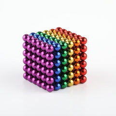 Playing with magnetic puzzle balls