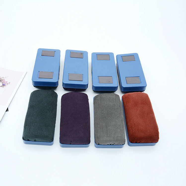 Whiteboard eraser with magnetic feature