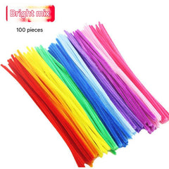 Flexible twist bars for imaginative play