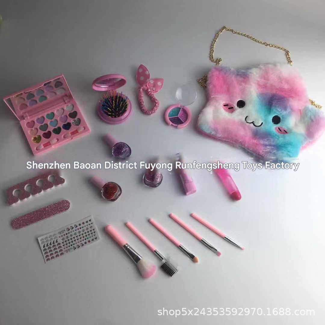 Child in colourful makeup play Image 7