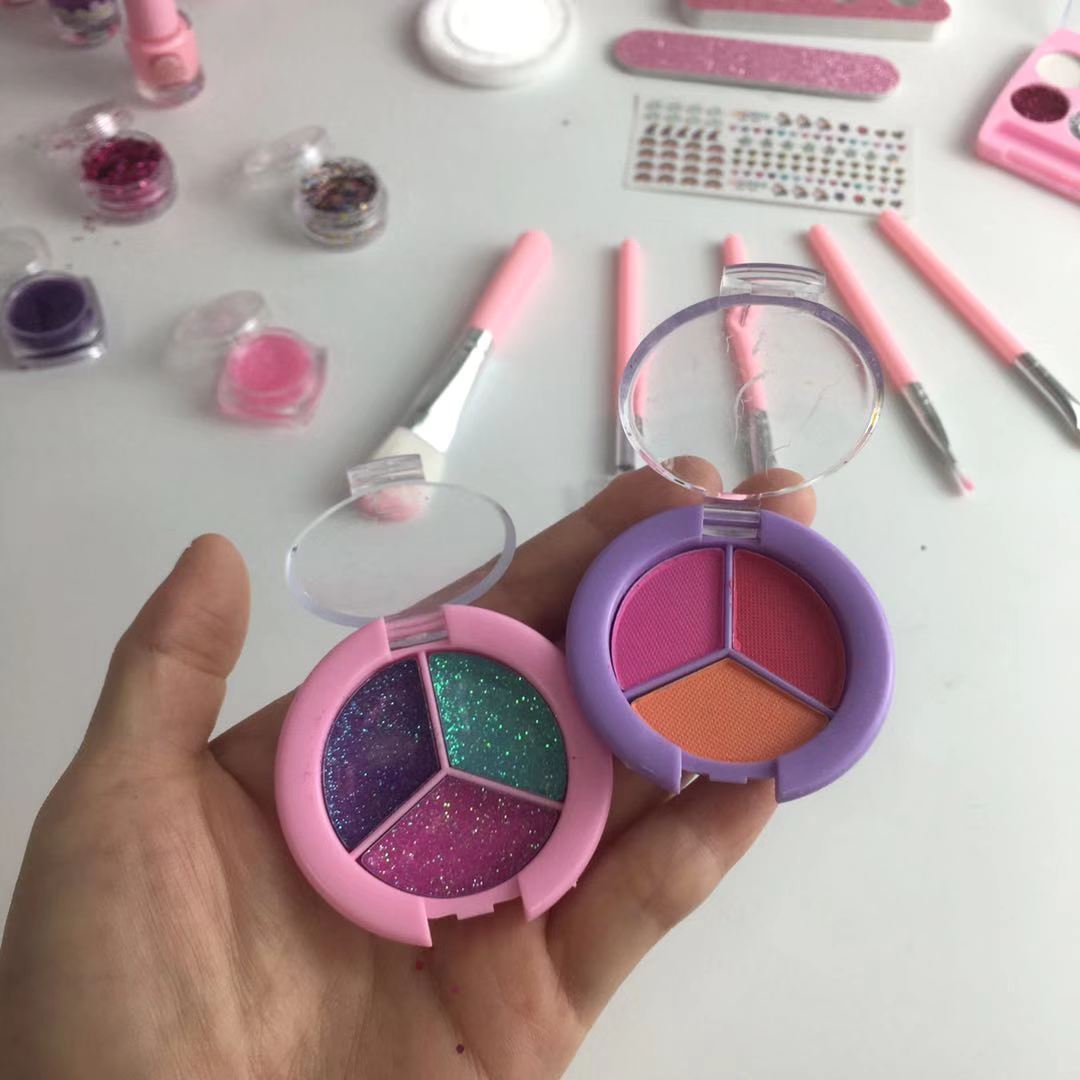 Unicorn makeup set displayed