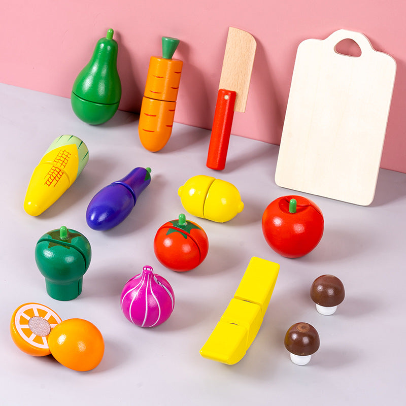 Magnetic wooden fruit chopping toys and accessories