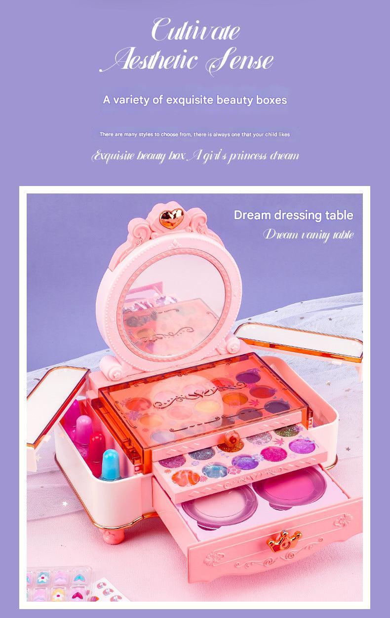 Contents of the Children's Pretend Play Cosmetic Kit