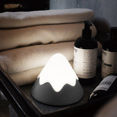 USB rechargeable silicone lamp for kids' bedrooms