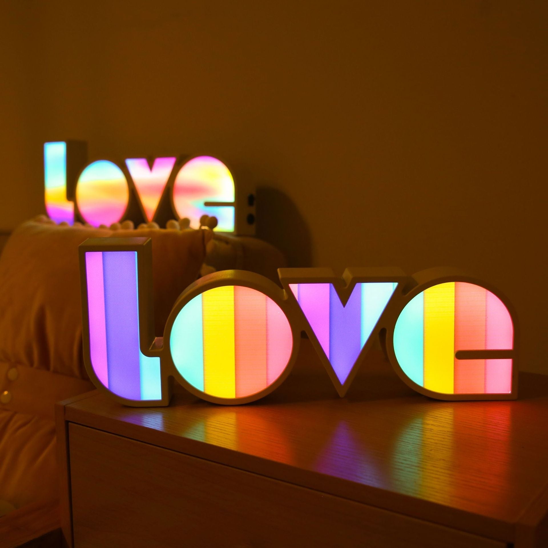 love light box with starry sky design