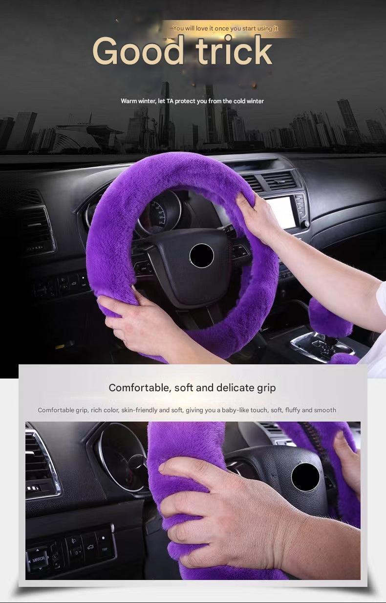Plush steering wheel cover with rabbit fur accents