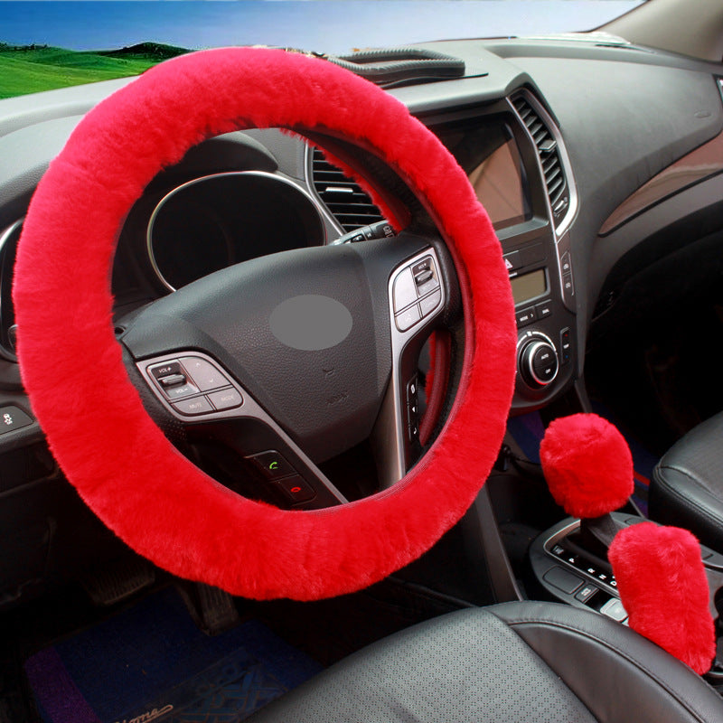 Installation of steering wheel cover in vehicle