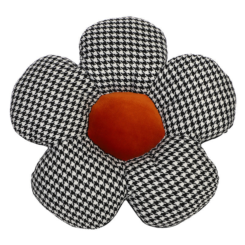 Deluxe Car Seat Cushion in stylish plaid design