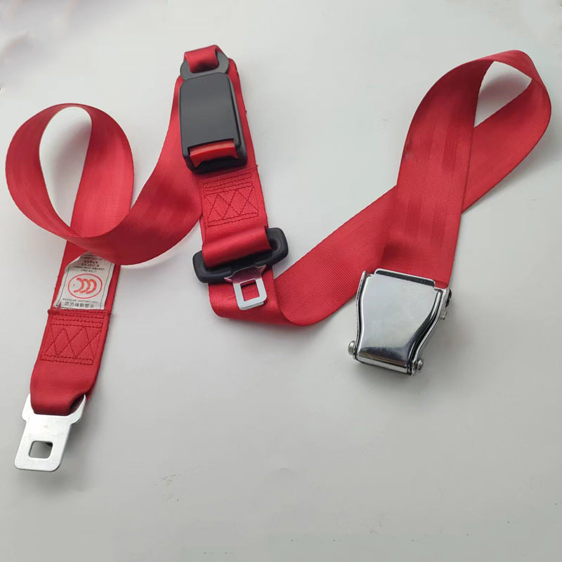 Maternity car safety belt installed in a vehicle