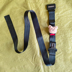 Maternity seatbelt attachment detail view