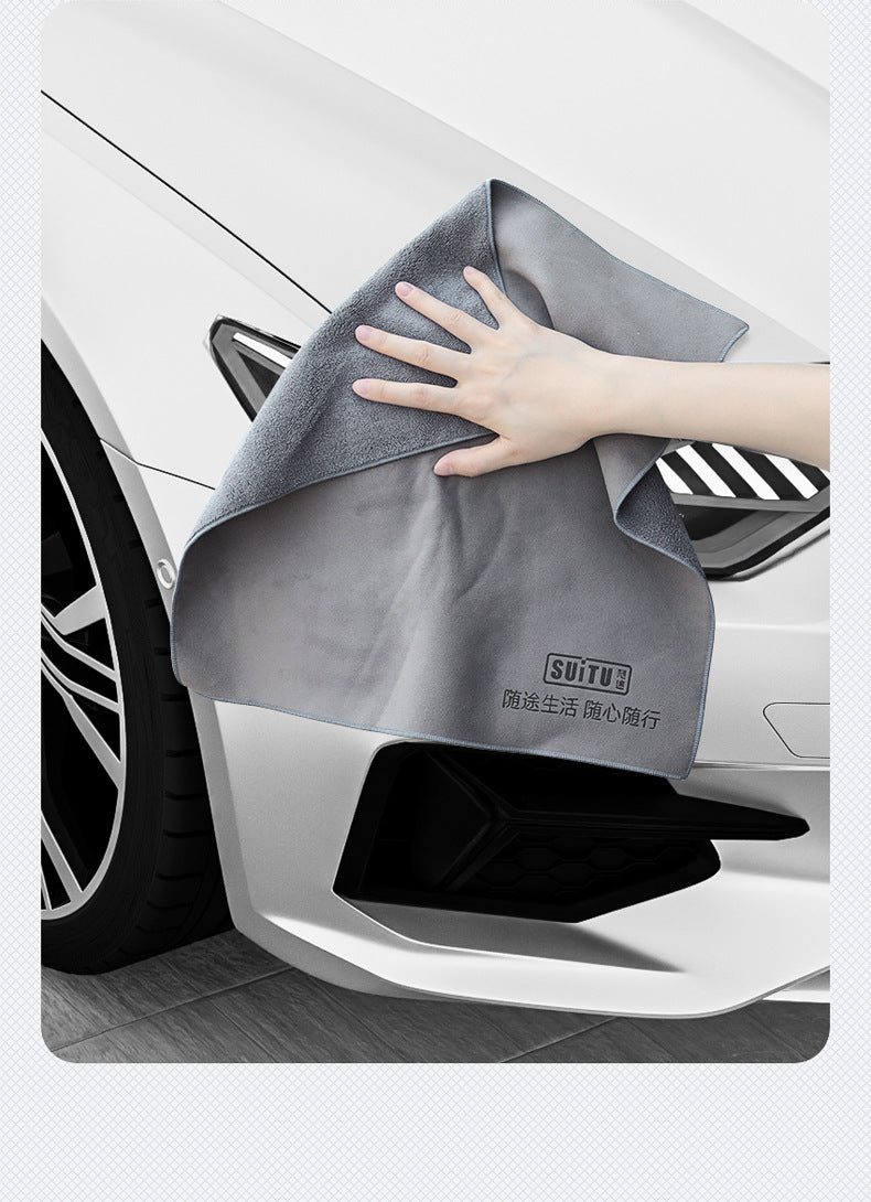 Premium Dual-Sided Microfiber Car Cleaning Towel - Image 10