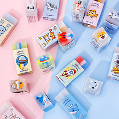 Astronaut motif sketching eraser for children