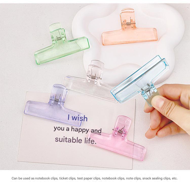 Acrylic clipboard ideal for school supplies