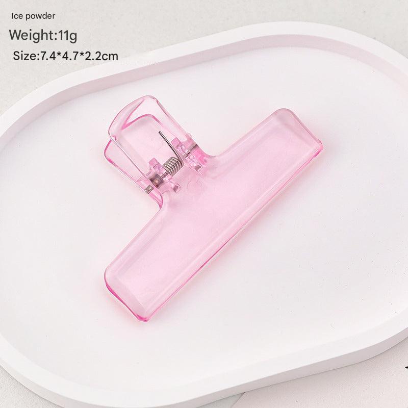 Acrylic clipboard ideal for school supplies