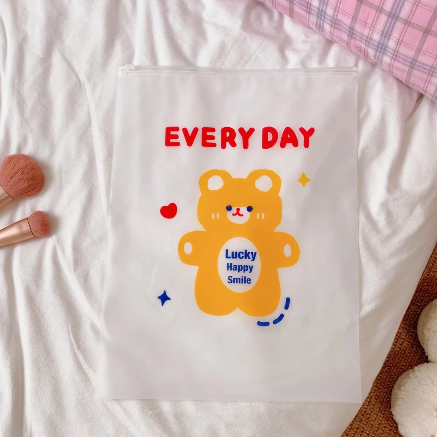 Adorable animated travel organiser bag design 1