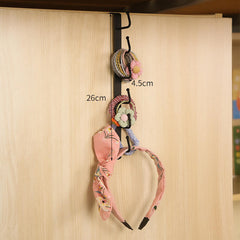 Practical over-the-door hook rack with accessories