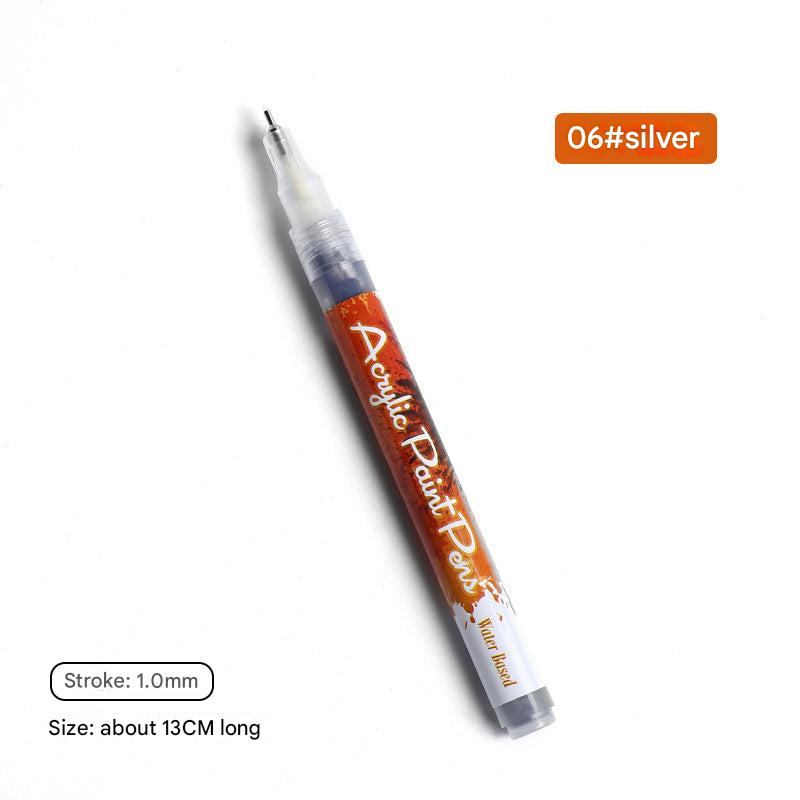 Detailed brush tip for creative nail designs
