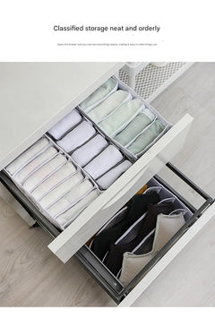 Lightweight fabric compartment organizer