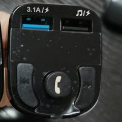 front view of Bluetooth car charger
