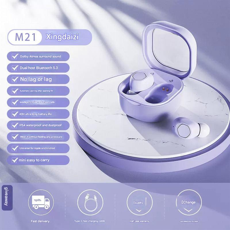 M21 earbuds lifestyle image